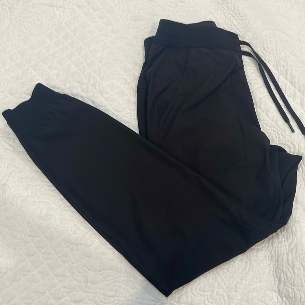 Lululemon Jogger Yoga Pants Size S Black